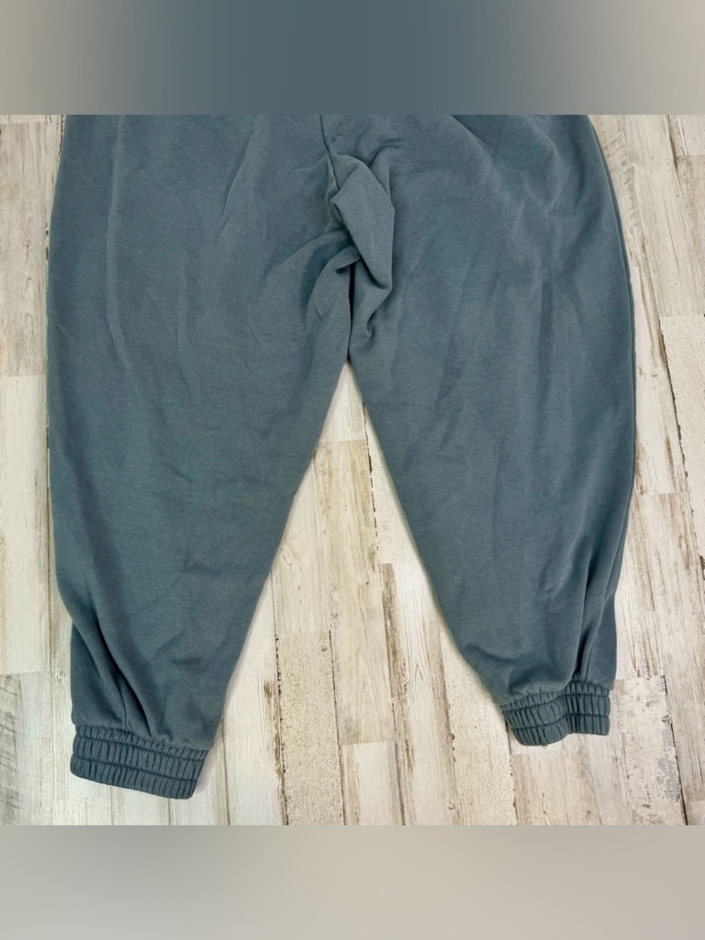 Adidas Women’s 1X Climalite Sweatpants Gray Elastic Waist - Picture 9 of 9